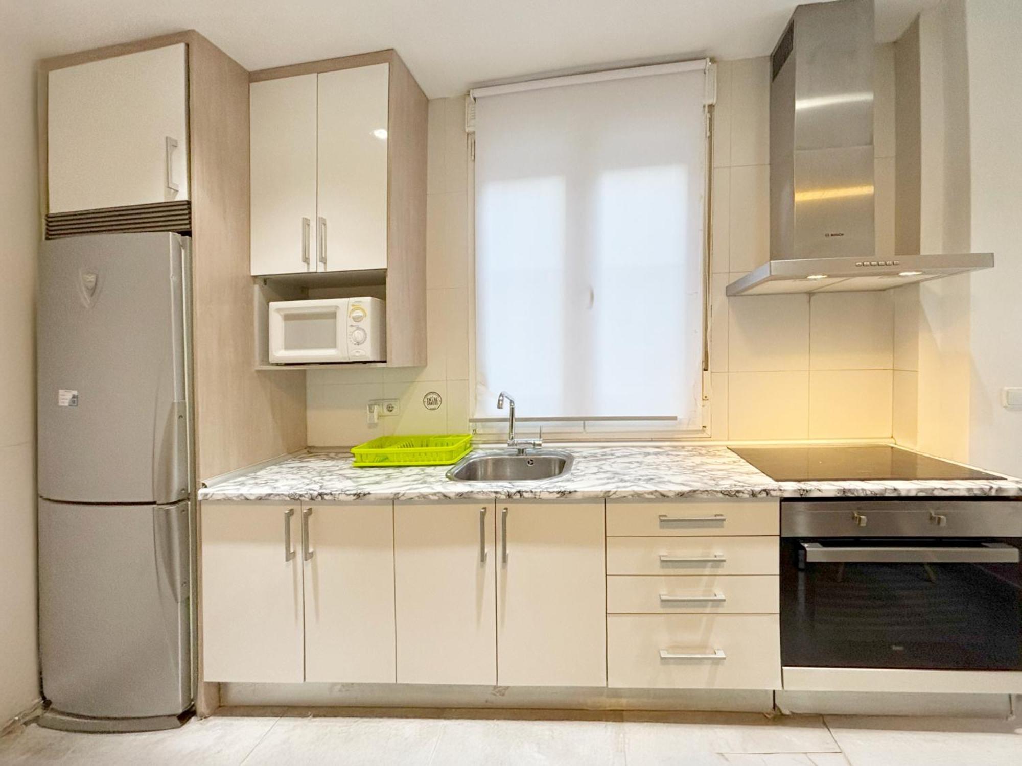 Apartamento Luminoso, Con Patio Y Buena Zona Madrid Exterior foto